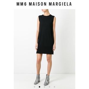 MM6 Maison Margiela Pleated Black Dress